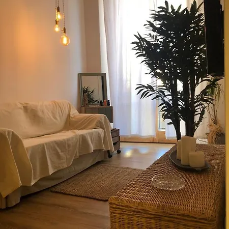 Civico 2 Apartment *